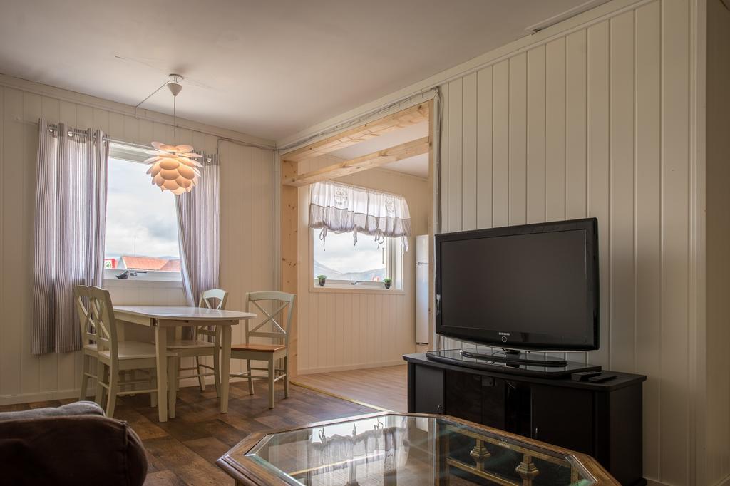 Aurora Harbour House Vila Lodingen Exterior foto